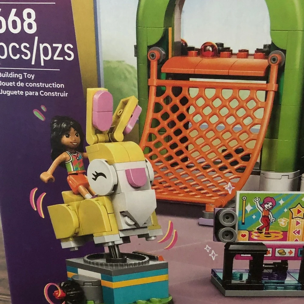 Lego friends fun indoor playground 42686